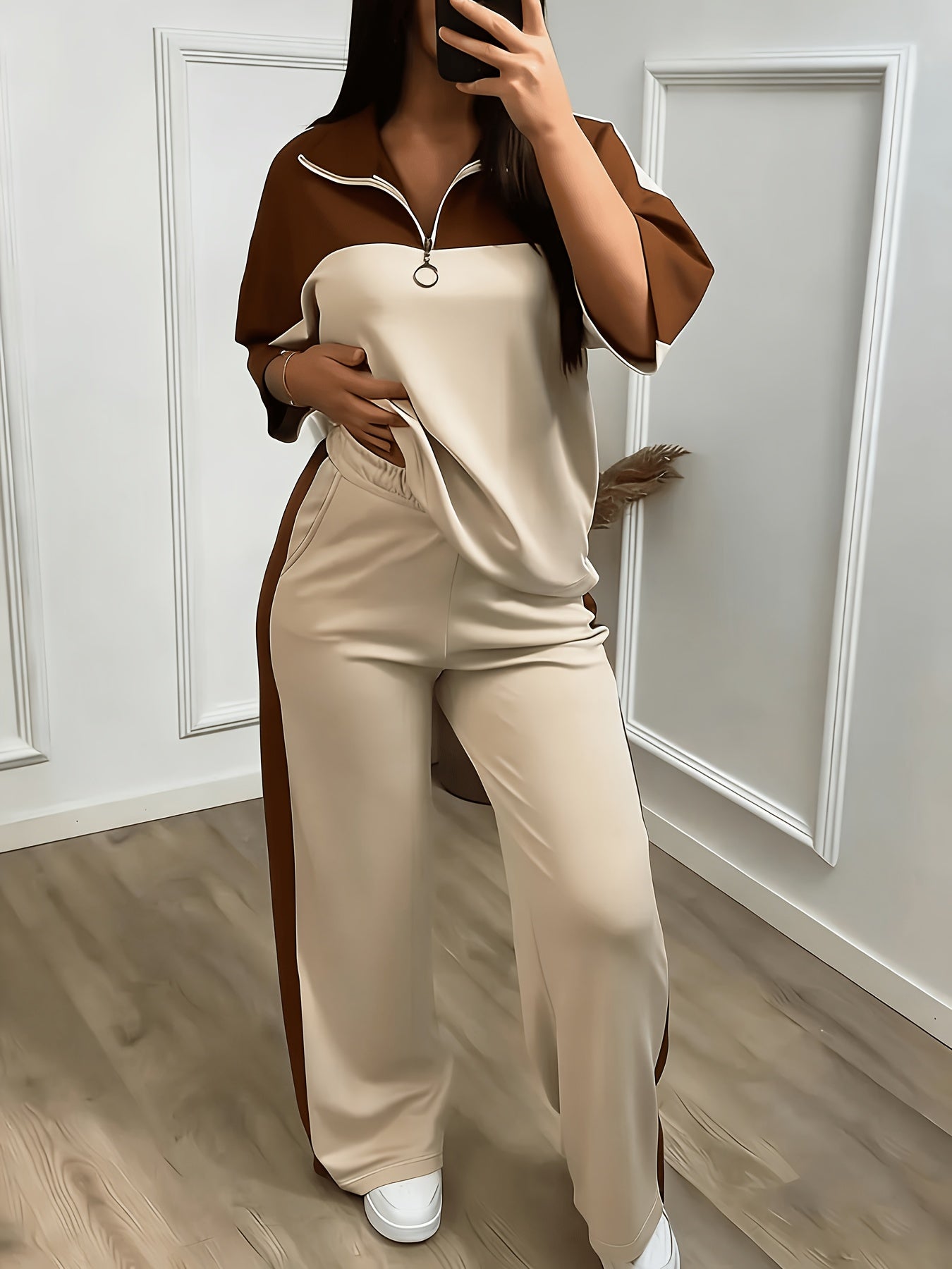 Women'S Casual Sporty Color-blocked Half-zip Stand-up Collar Mid-sleeve Sports Top + High-waisted Wide-leg Side Striped Sports Pants