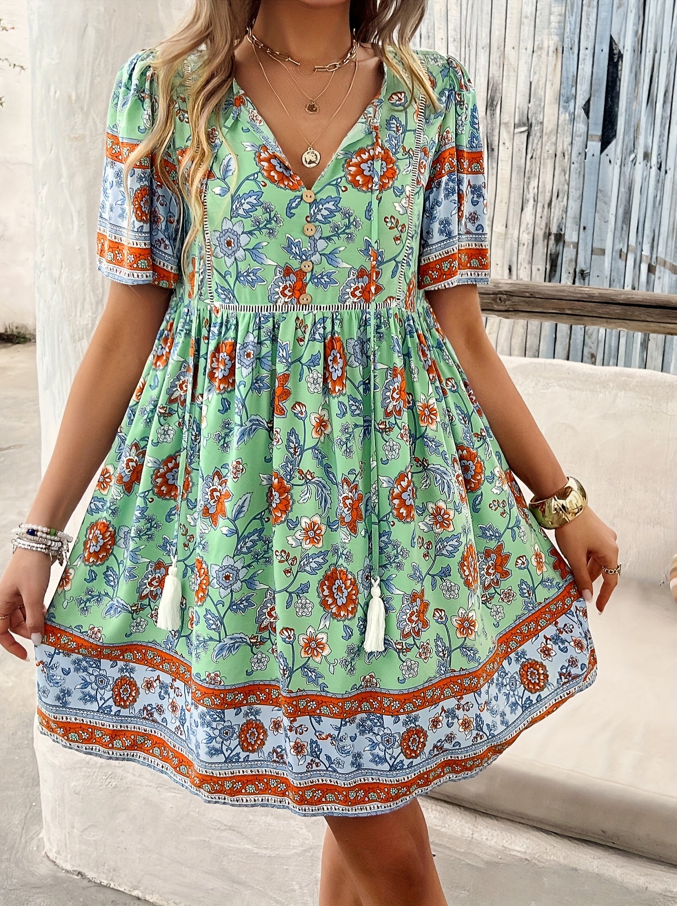 ZAFUL Summer Women's Dress, Women's Fashion New Elegant Romantic Bohemian Style Long Dress, Women's Fashion Deep V-neck Princess Sleeve Design, Fluffy High Waist Tassel Dress, Fashion Holiday Dress