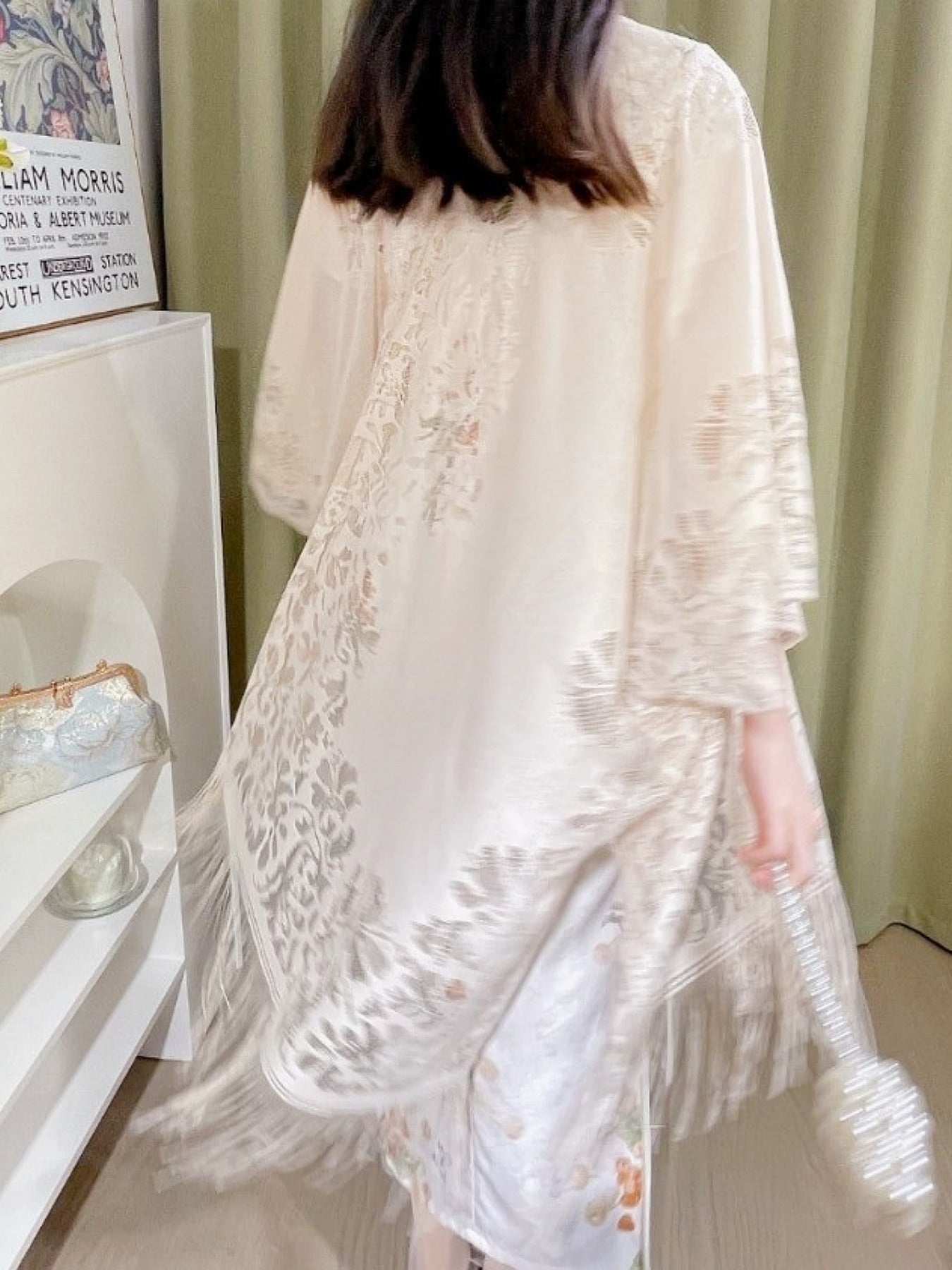 Woman's Plus Size Boho Cover Up, Lace Kimono, Women's Plus Floral Lace Batwing Sleeve Cover-Up, Open Front Tassel Trim Kimono, Lightweight Beach Cover Up