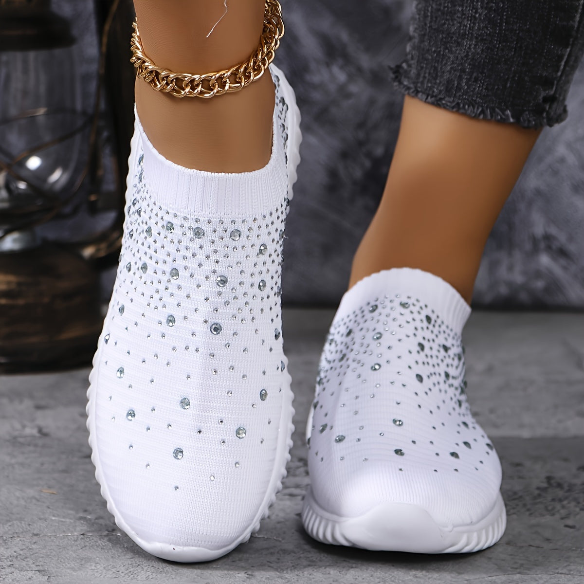 Women's Rhinestone-Decorative Lightweight Walking Shoes with Thick Sole - Breathable & Sliding Training Sneakers Suitable for - Casual, Sports, Camping, /Outdoor - Sparkling Comfortable Footwear
