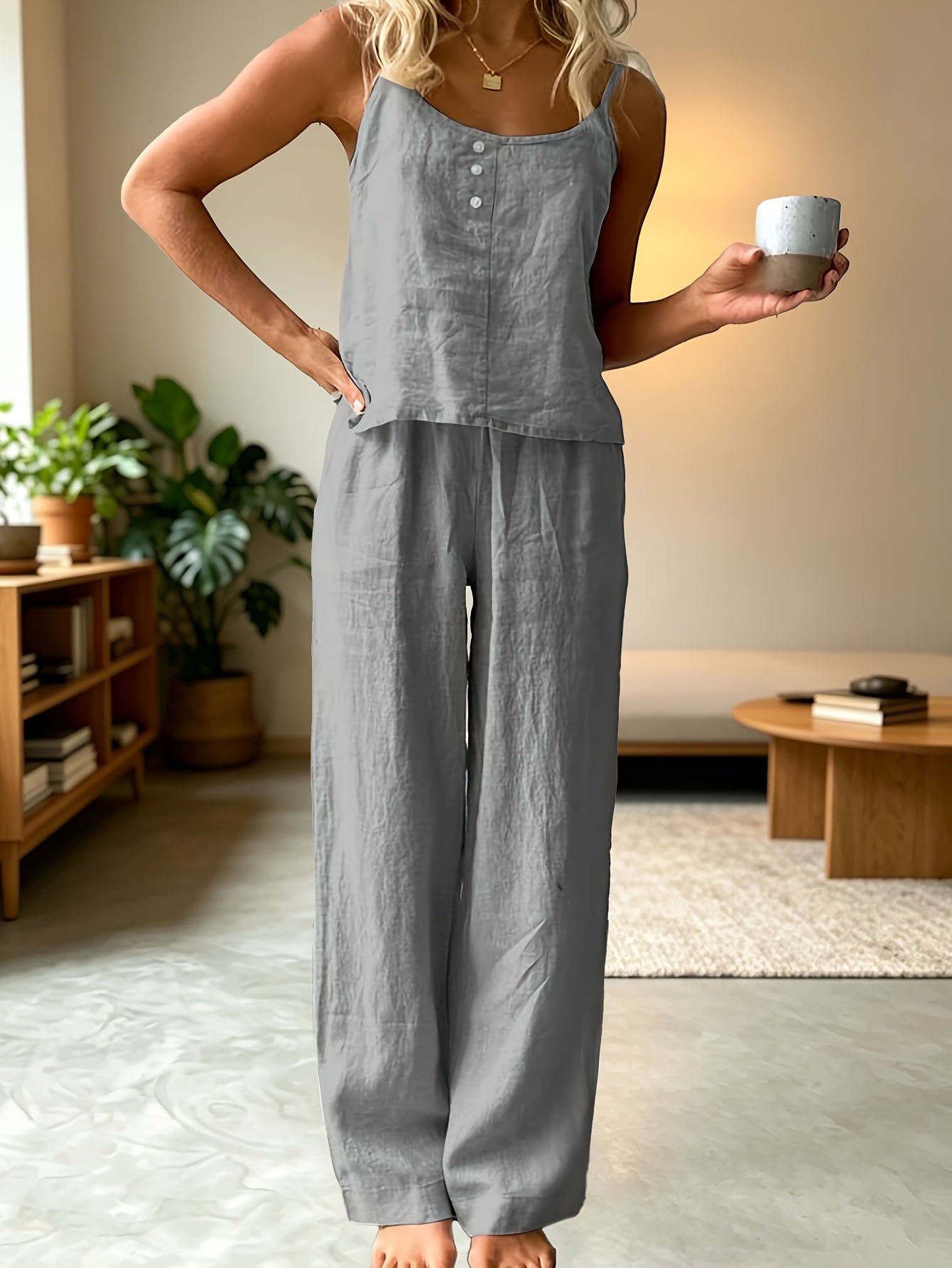 2pcs New Sleeveless Camisole Pants Two-piece Set, Loose And Fashionable Outerwear, Women's Fragrance Style