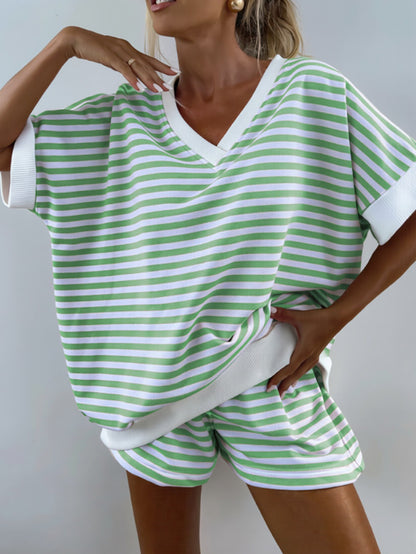 Women'S 2pcs Striped Lounge Set Short Sleeve V-Neck Top And High-Waist Shorts, Casual Athletic Sleepwear Outfit, Summer Sportswear