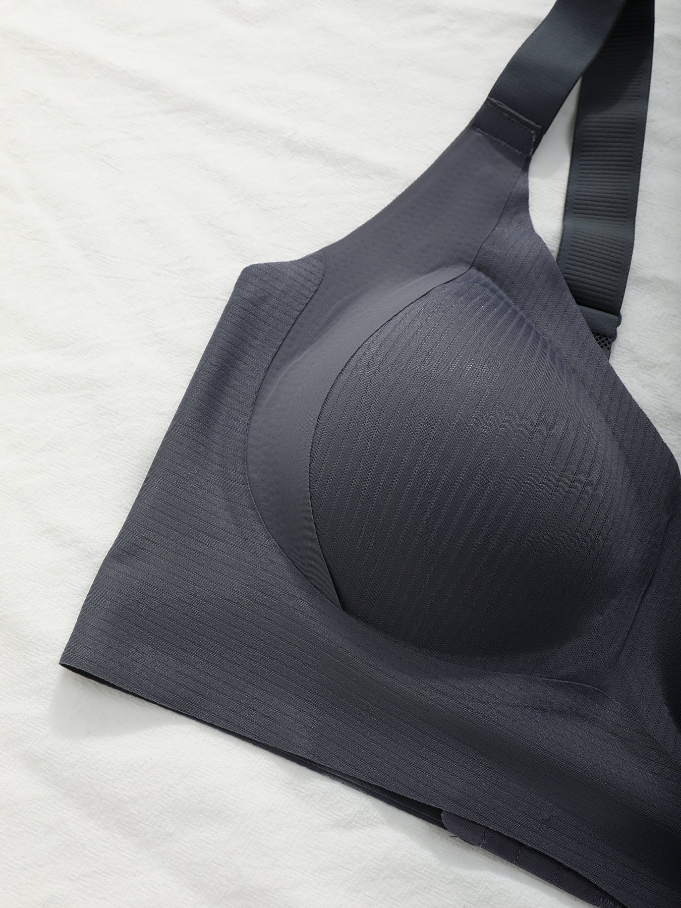 Large Size Single-piece Women's Seamless No-steel-bra Bra, Sexy Back Lifting Bra, Comfortable Breathable Bra Without Steel Band, Women's Bra, High Elasticity Gathering Anti-gravity Upward Lifting Bra, Suitable for Daily Wear Daily Bra Set