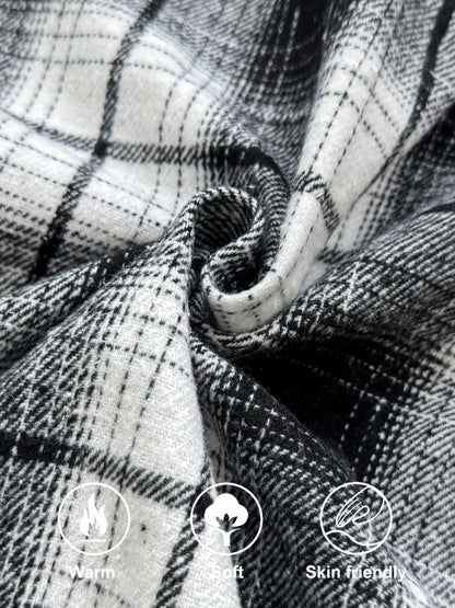 This Unisex, Retro-style Casual Shirt Features A Classic Plaid Design And A Minimalist Aesthetic. The Collared Design Makes It Suitable For Year-round Wear, And The Loose, Comfortable Fit Caters To Various Styling Needs. A Small Gift Is Included.