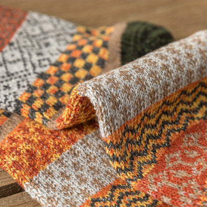 5Pairs Man Warm Socks Christmas Thick Mid Tube Socks Retro Nordic Style Women Couple Socks One Size US5-10 9004