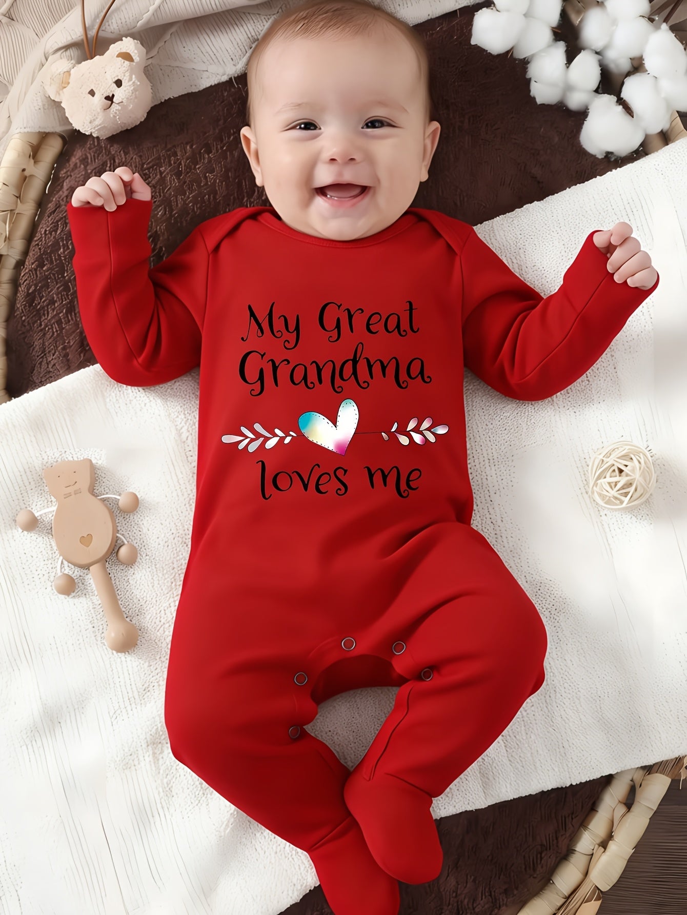 Baby Cotton Onesie with "My Great Grandma Loves Me" Lettering - Soft Long Sleeve Newborn Romper, Easy On/Off Outfits Suitable for Spring Summer Fall, Grandma-Themed Clothing, Perfect for Outdoor