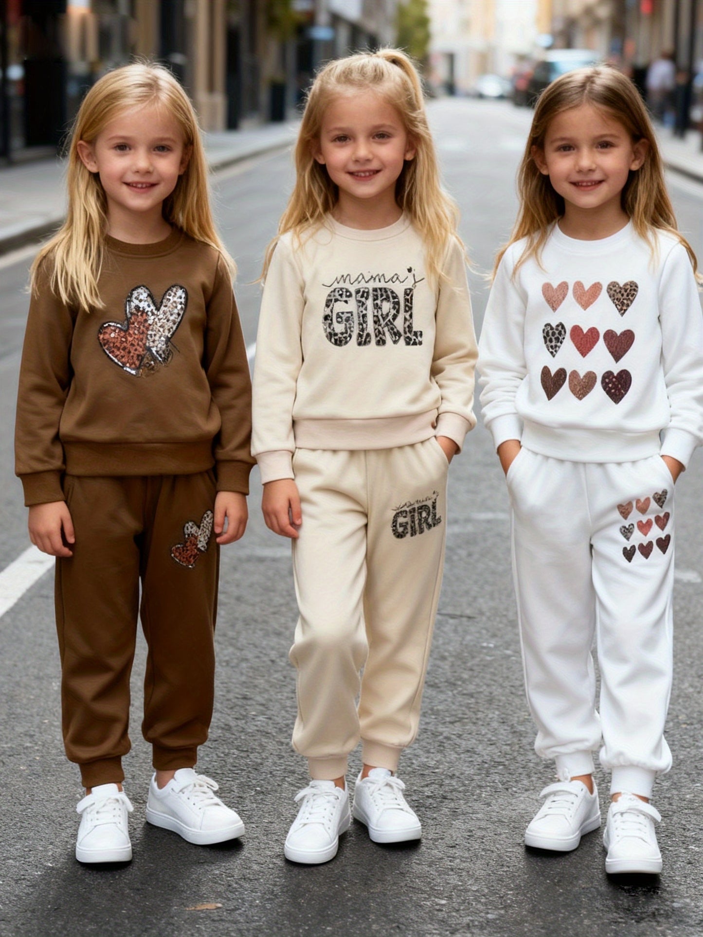 A Six-Piece Set of American-Style Modified Heart-Shaped Leopard Print Round-Neck Hoodie And Sporty Casual Trousers for Girls in Autumn And Winter Is Specially Developed, for Outdoor