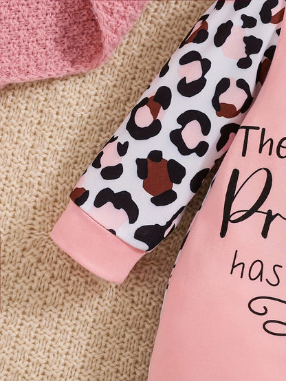 Pink Leopard Print "The Princess Has Arrived" Onesie with Matching Hat for Youngsters - Cozy Knitted Fabric, Casual Style, Regular Fit, Perfect for Fall/Winter, for Outdoor, Perfect for Outdoor