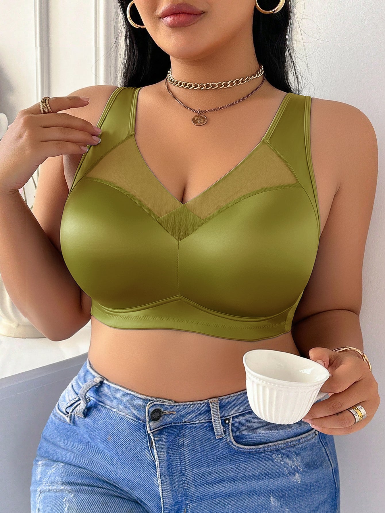 Wire-Free Plus Size Bra for Women - Mesh Design, Glossy Satin Seamless Underwear, Comfortable Breathable Soft Support, Non-Adjustable Straps with Non-Removable Padding, Nylon Smooth Plus Size Bra, Perfect for Everyday Casual Wear