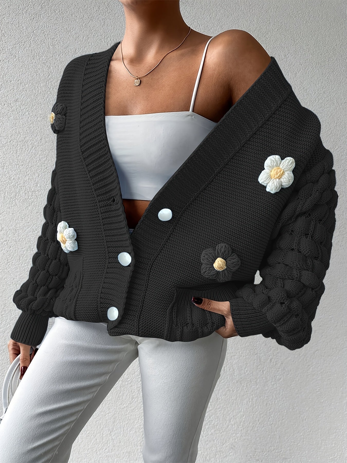 Plus Size, [European Winter Directional Style] Plus-size Women's Clothing, Sweet and Fresh Style, Women's Flowers Decorate Loose Cardigan, Spring, Autumn and Winter Fashion and Versatile Items