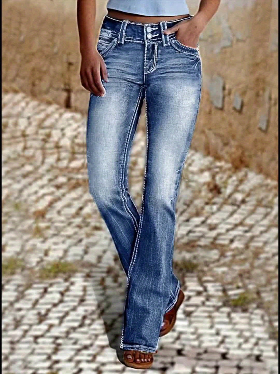 Slim Straight Leg Jeans for Women with Elastic, Angled Pockets, Traditional Double Button Fastening, And Comfortable for Everyday Wear