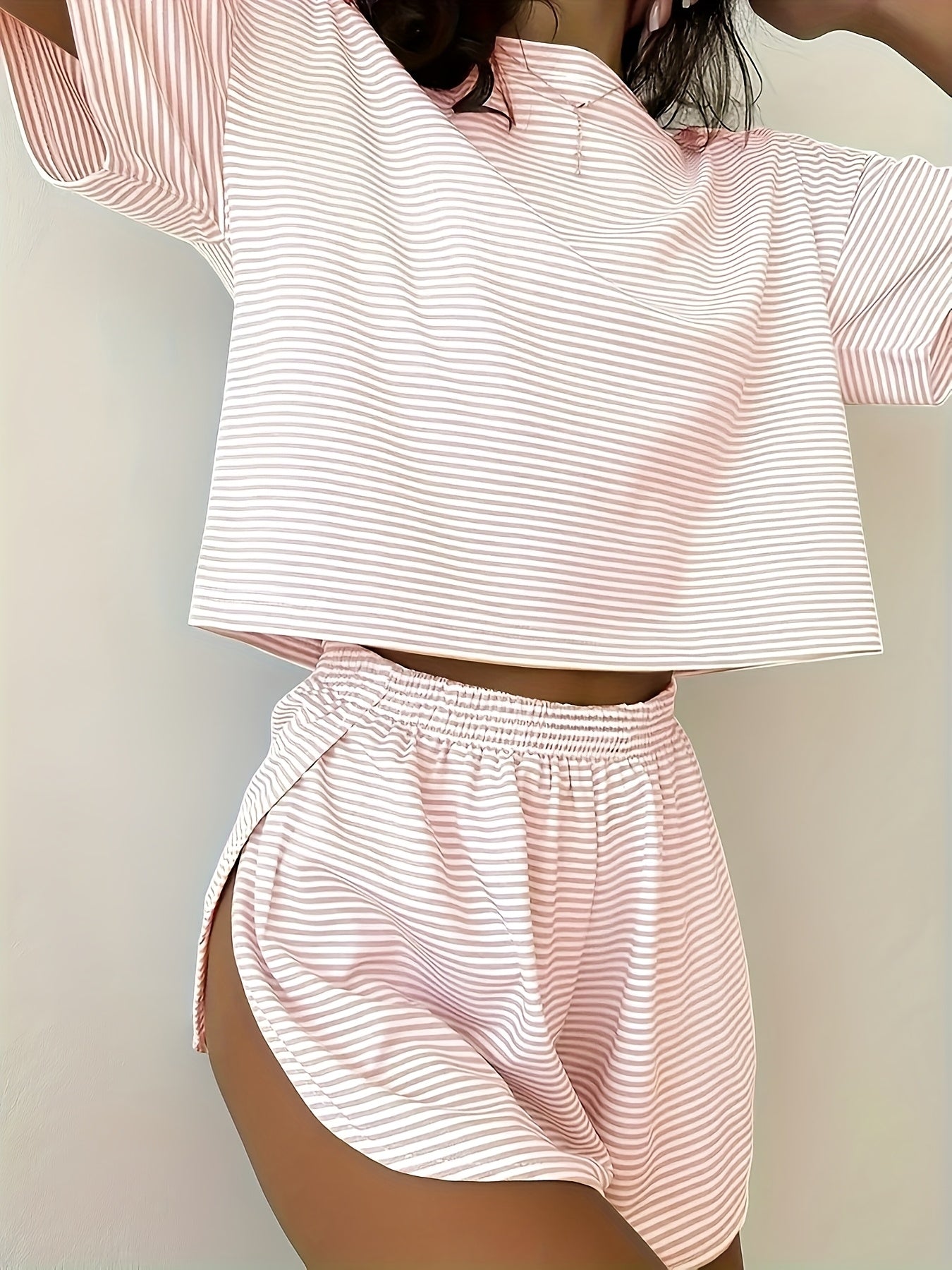 Women's Striped Print Crop Top & Curved HemShorts Loungewear Pajamas 2pcs Set, Casual Comfy Short Sleeve Cropped T-shirt &Drawstring Waist Shorts PjSet, Ladies Sleepwearfor Al Seasons, Pajama Sets Women, Womenswear