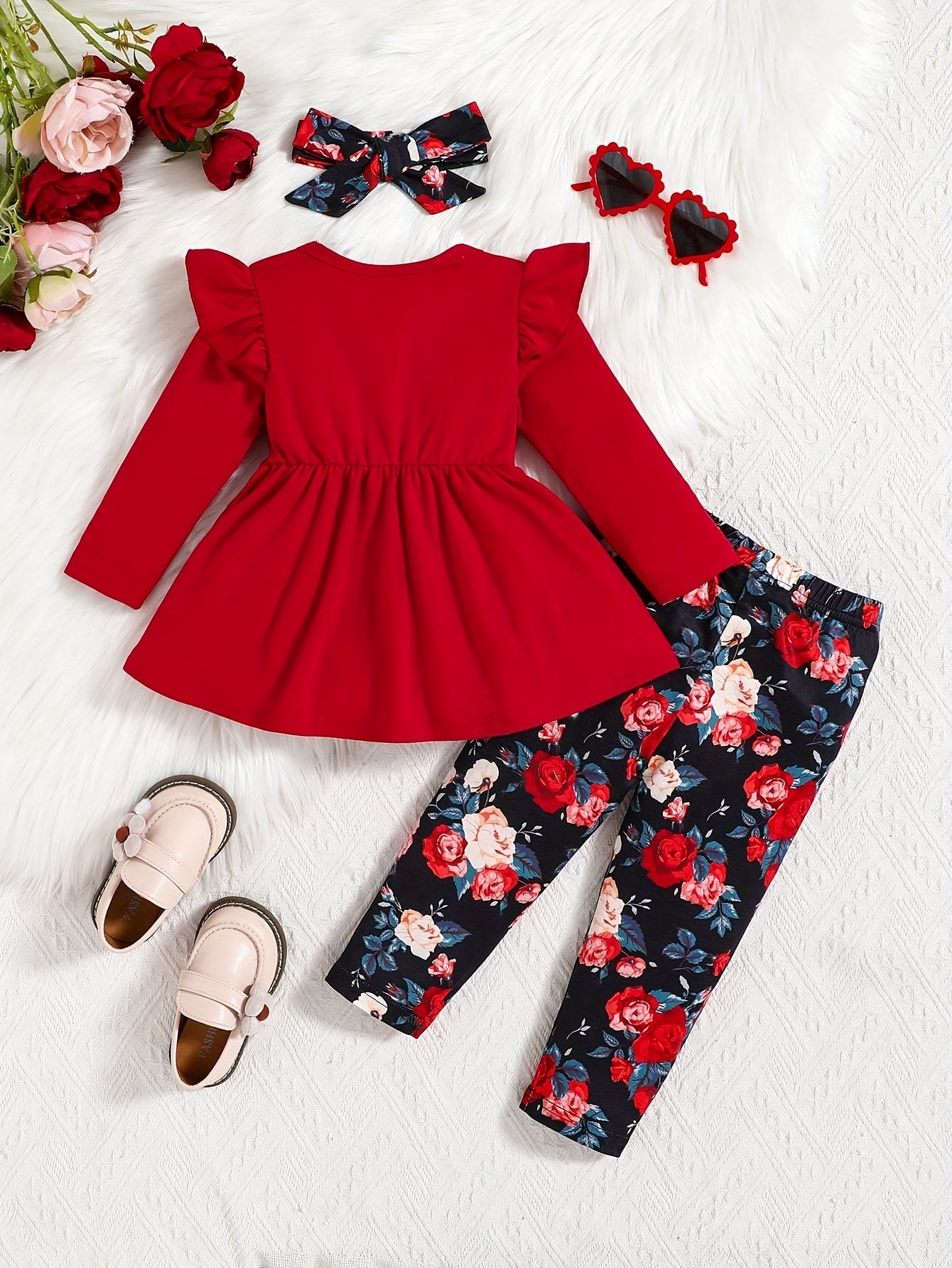 Popular Among Customers, This Delightful Floral Print Outfit for Girls Includes a Ruffled Long-Sleeve Top And Leggings with Bows. It'S Machine Washable And Ideal for Spring And Fall, Making It Great for Outdoor Activities.