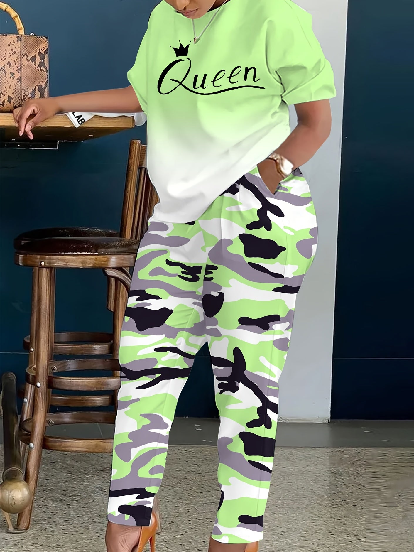 Plus Size - LADIES' Plus Size Daily Fashion Casual Set: Letter Print Crew Neck Short Sleeve T-shirt + Camouflage Long Pants With Pockets
