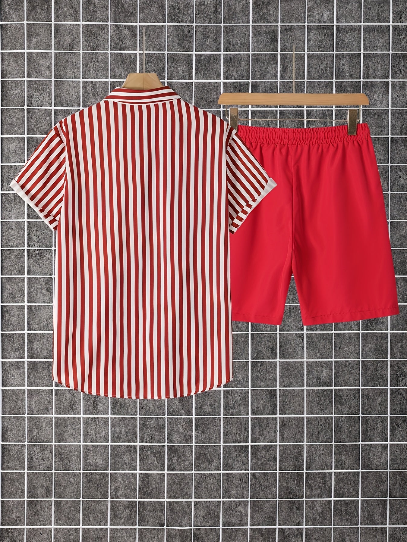 2pcs Men'S Casual Summer Outfit Set, Striped Short Sleeve Button Up Lapel Shirt Top & Solid Drawstring Shorts With Pockets For Casual Daily Wear And Holiday Resorts