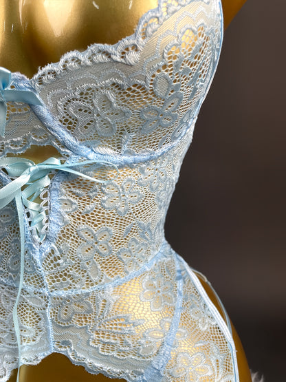 2pcs Women'S Sexy Semi-Sheer Hollow Floral Lace Mesh Lingerie Set, V-Neck Open Back, Lace-up Bra With Bow & Thong, Waistband, Garter Belt - Romantic Shapewear, Halloween Gifts