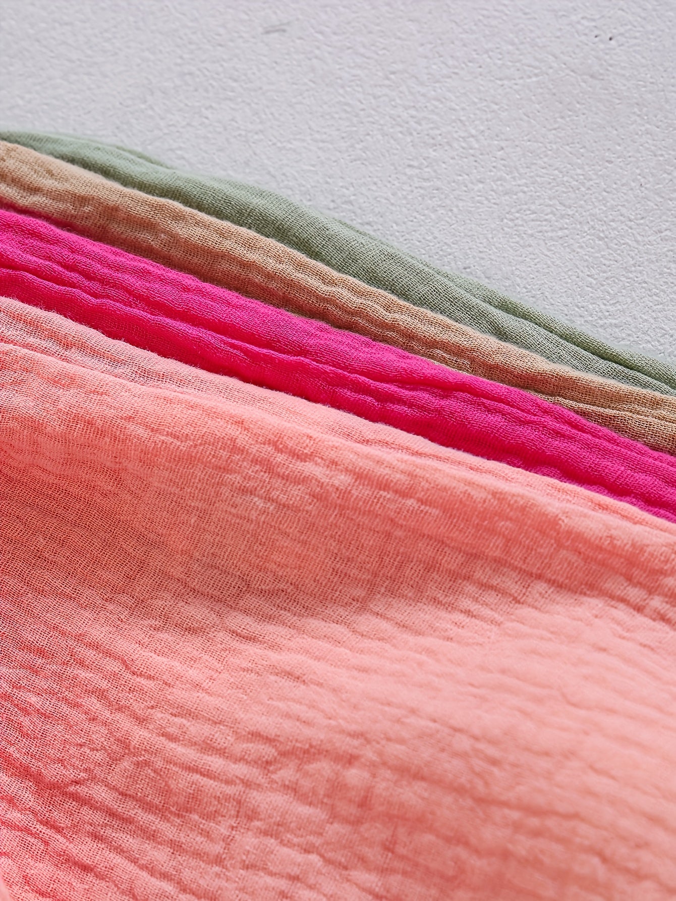 Girls' Mixed colors Shorts - product view 3