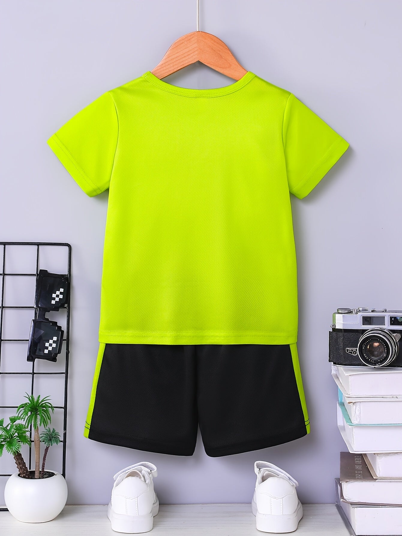 Boys Summer Casual Fashion Letter Sports Pattern Printed Mesh Quick-Drying Breathable Round Neck Short Sleeve T-Shirt and Shorts Casual Two-Piece Set, Lightweight Comfortable Breathable Trendy Versatile Clothing, Suitable Outdoor Sports