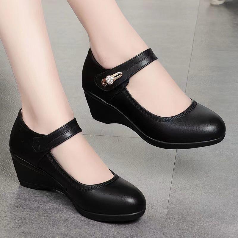High-Quality Genuine Soft Sole Mom Shoes Spring And Autumn New Soft Sole Non-Slip Wedge Middle-Aged And Elderly Single Shoes, Women Shoes