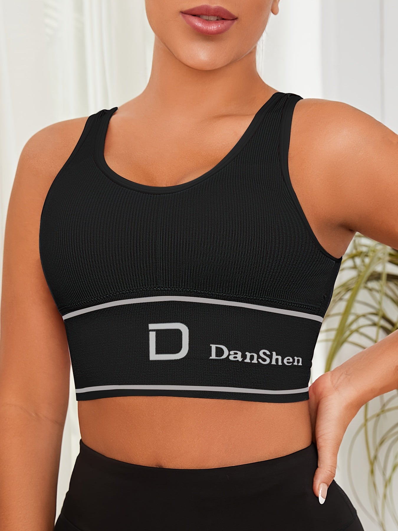 5pcs DanSheer Sports Bra- Wireless, Full Coverage, High Elasticity, Suitable for Yoga and Running, Breathable Nylon, Machine Washable, Various Colors, Featuring Fashionable "DANSHEER" Print, Sports Bra