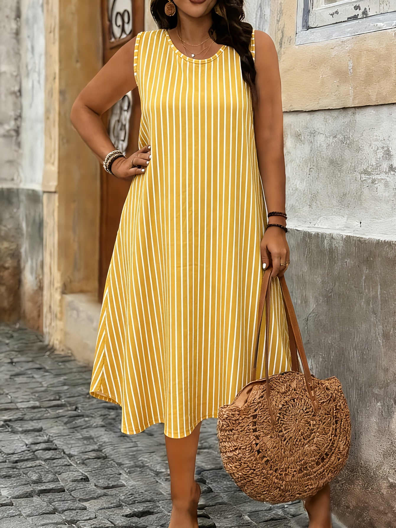 A Three-Piece Skirt Suit for Plus-Size Women, Featuring Classic White Vertical Stripes And a Vest-Style Dress. Made from High-Elastic Fabric, It Offers a Easy Yet Fashionable Look