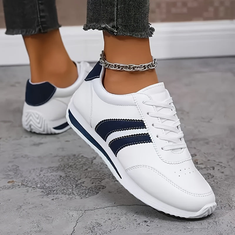 Fashion Versatile New Women's Casual Sports Shoes Soft Sole Comfortable and Not Tired Feet Large Size Women's Shoes Casual Wear, Women Shoes, Sneakers