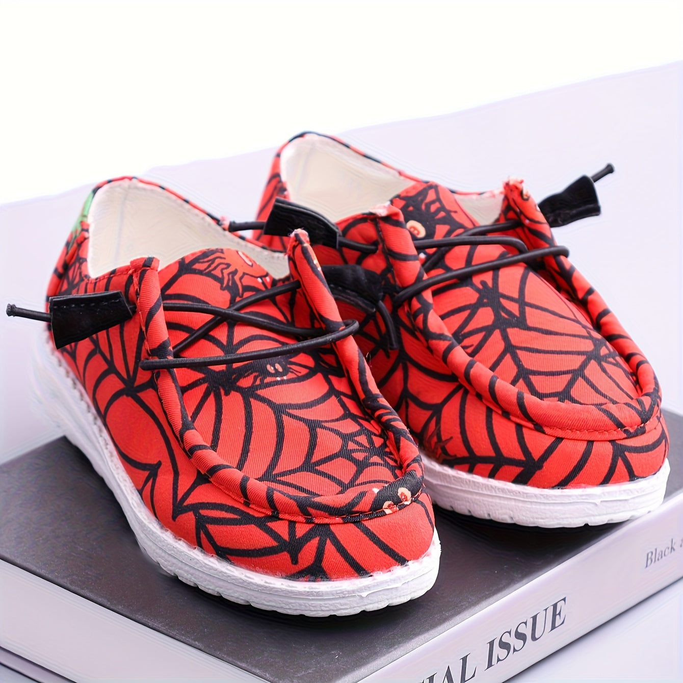 Lightweight And Breathable Mesh Sneakers for Boys, Perfect for Casual Wear Both Indoors And Outdoors During The Spring And Fall, Including Halloween Loafers