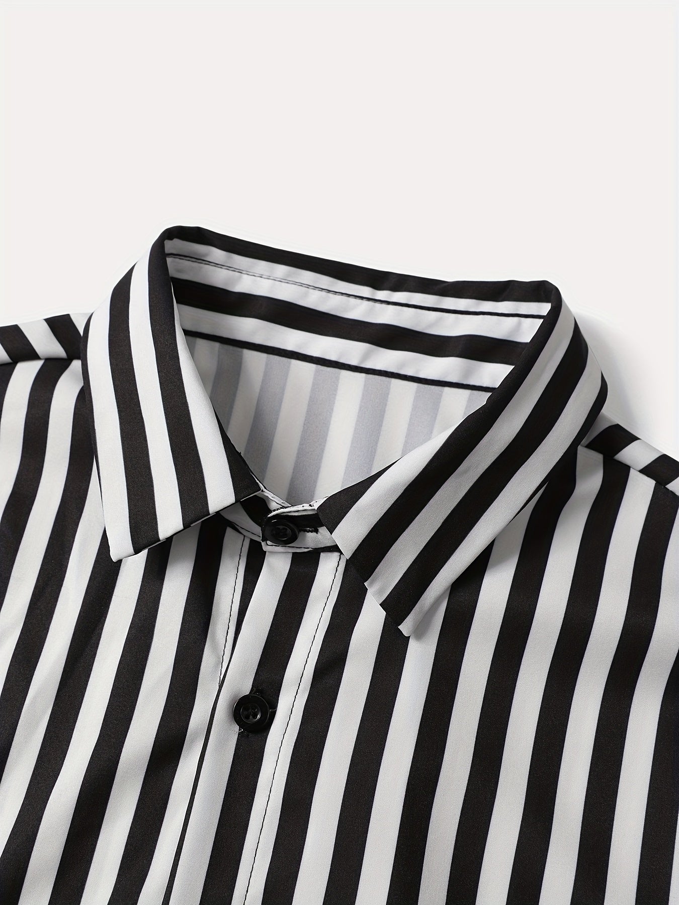 2pcs Men'S Casual Summer Outfit Set, Striped Short Sleeve Button Up Lapel Shirt Top & Solid Drawstring Shorts With Pockets For Casual Daily Wear And Holiday Resorts