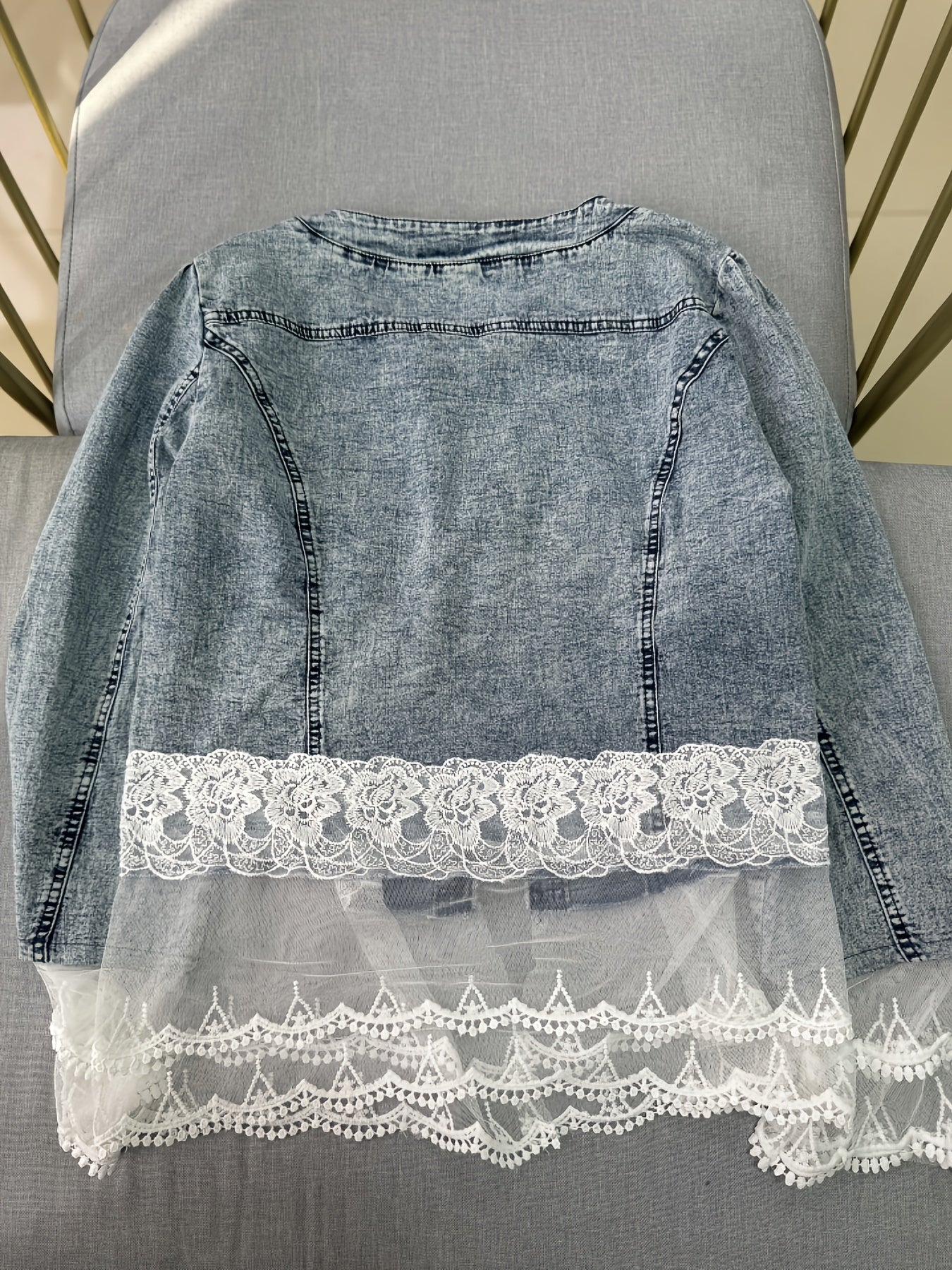 Women'S Casual Jacket, Lace Floral Pattern, Exquisite Buttons, Daily Fashion Beaded Denim Jacket, Very Suitable for Spring And Autumn