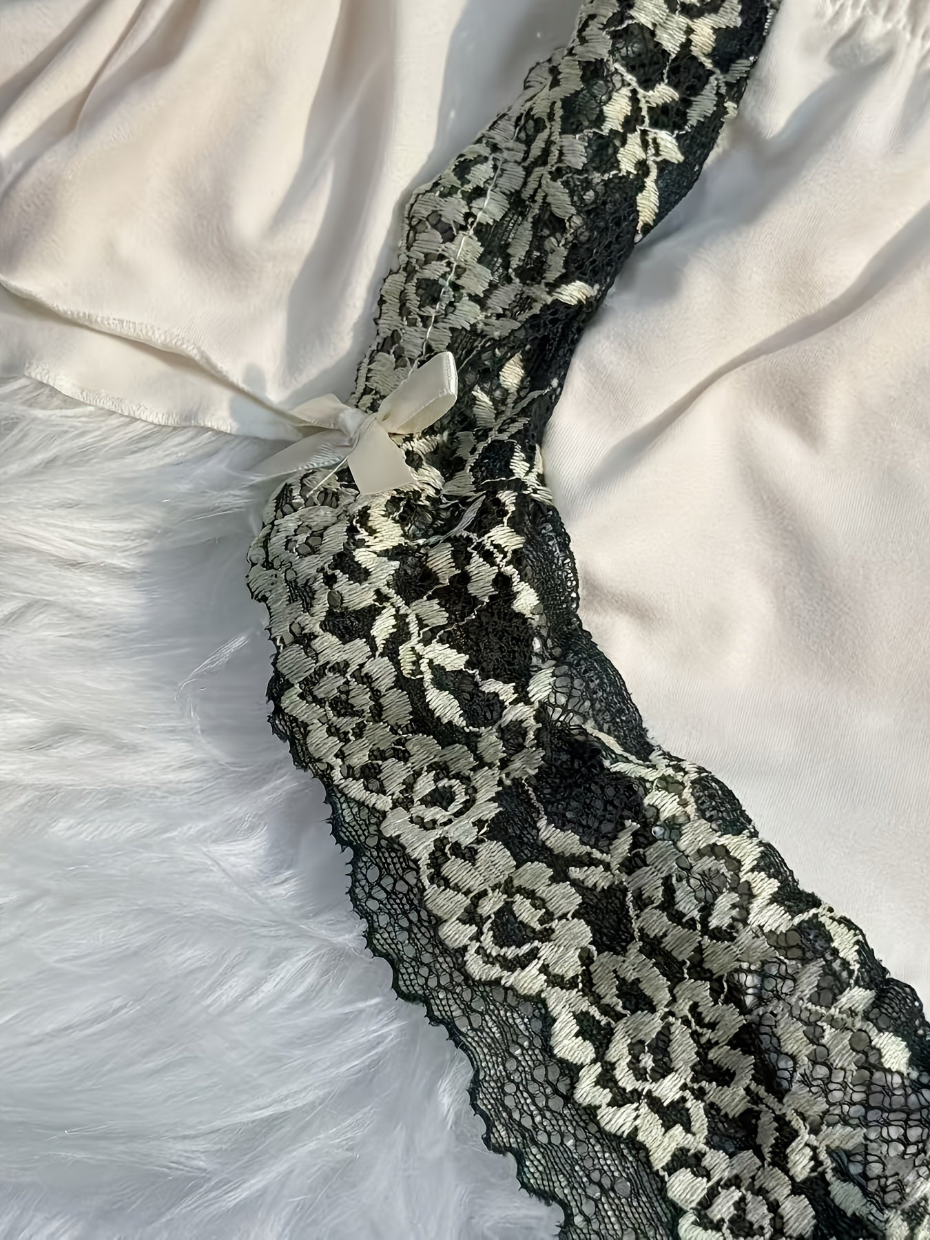 Contrast Color Lace Splicing V-neck Camisole and Double-sided Bow Splicing Casual Shorts | Skin-friendly, Comfortable, Stretchy Fabric, Sexy Style, Suitable for All Seasons