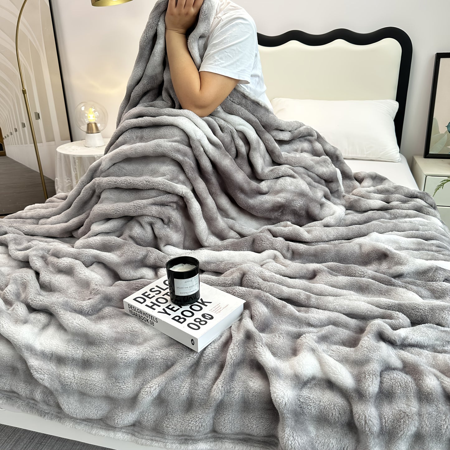Soft Cozy Faux Rabbit Fur Blanket Versatile Home Warm Throw for Nap Air Conditioning Kids' Blankets Office Outdoor Camping Travel Pet All Season Machine Washable Ideal Christmas Gift