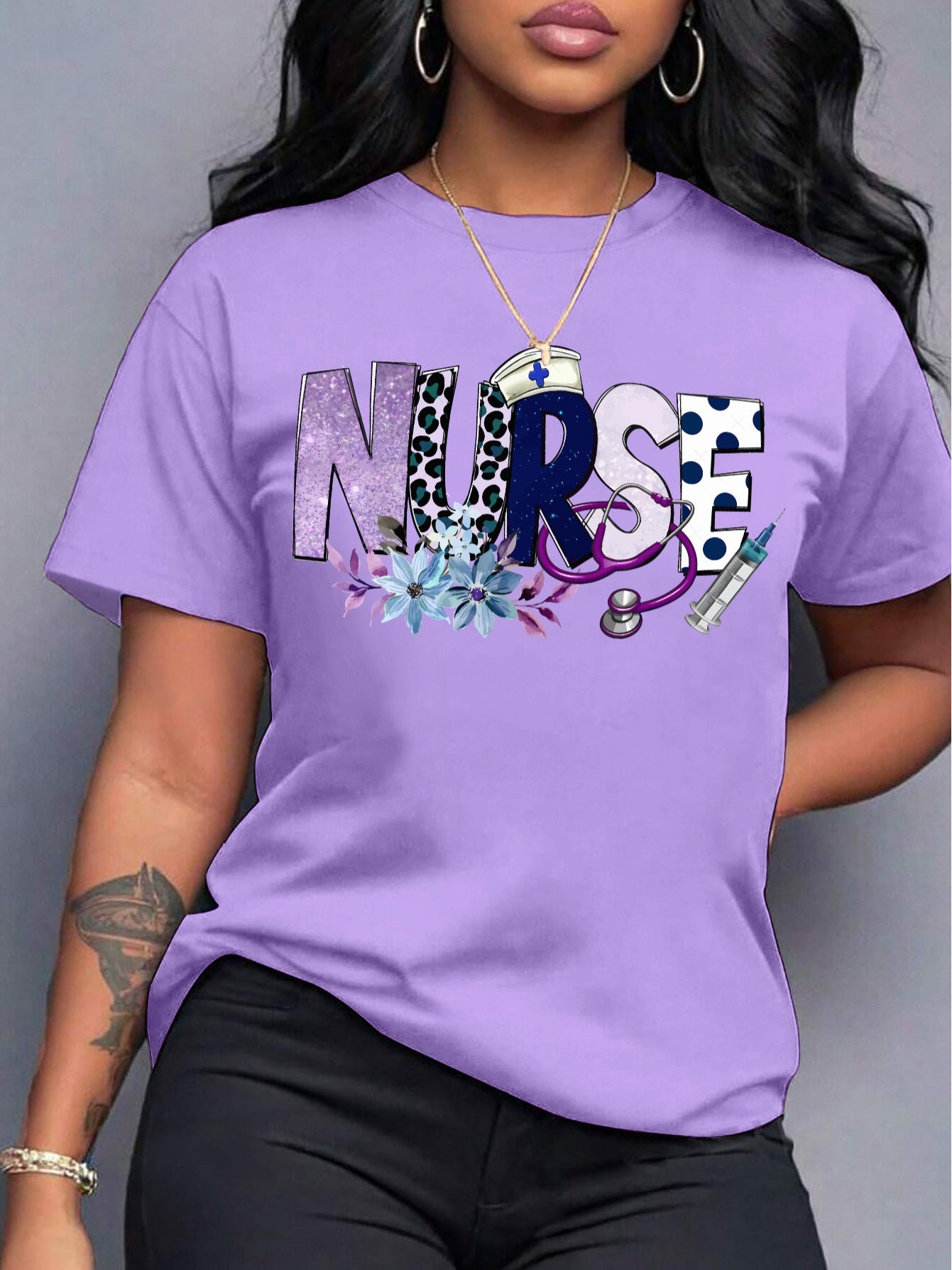 Women's Nurse Print T-Shirt with -Themed Design - Short Sleeve Round Neck Loose Fit Top, Breathable & Machine Washable, Vibrant Turquoise Blue with Stethoscope & Syringe Print, Fun Nursing Apparel for Spring Summer Fall Casual Wear, Ideal for Nurses Day &