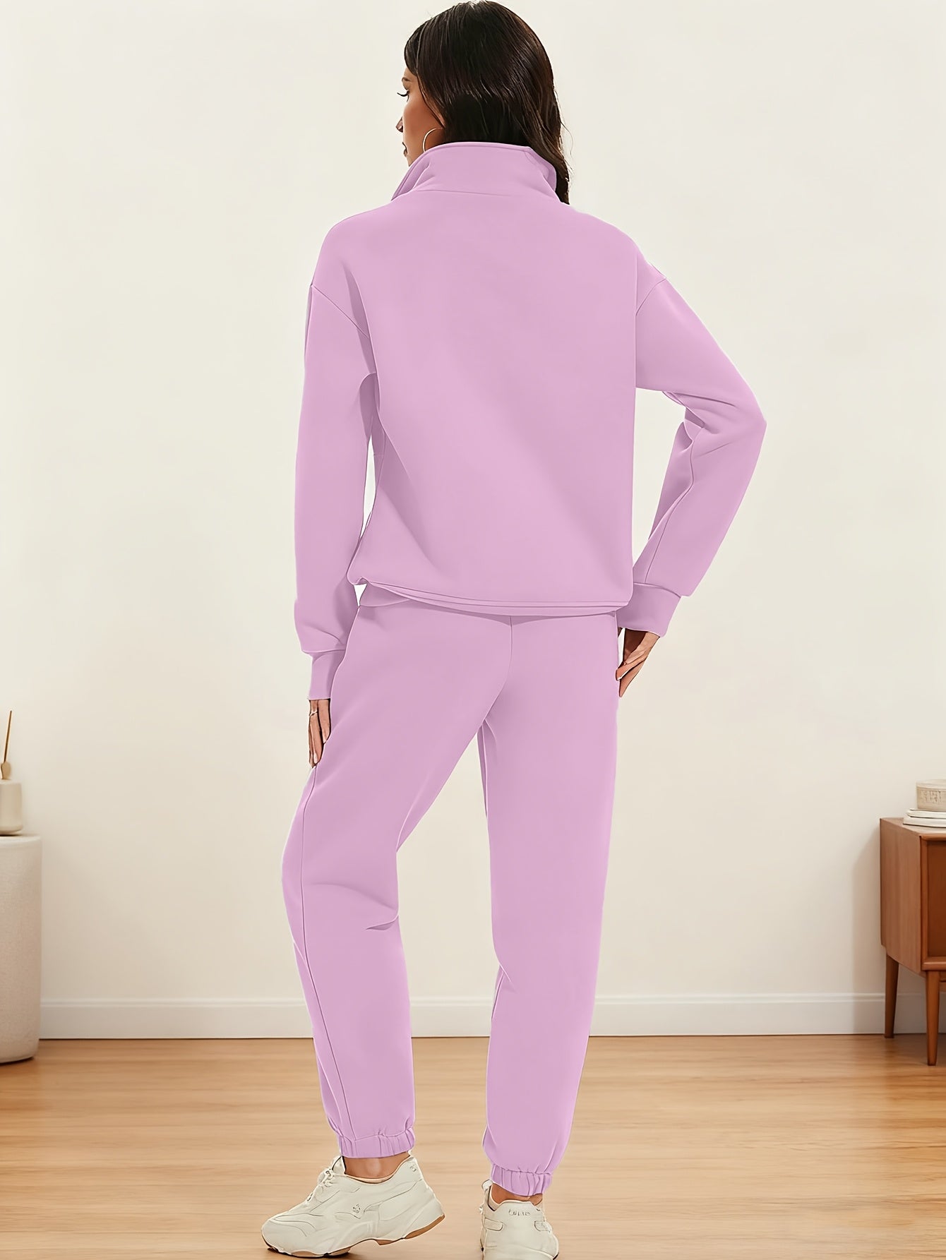 A Set of Autumn And Winter European And American Women'S Two-Piece Suits, Sweatshirts, Trousers, Fleece Sports, Street Fashion And Casual Suits