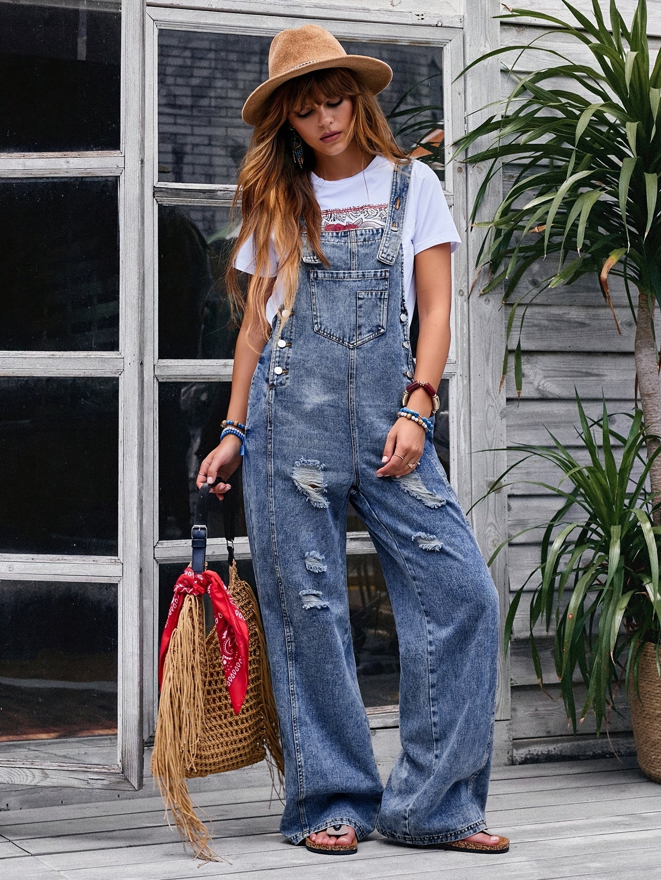 [Denim Overalls] Women's Denim Overalls with Adjustable Shoulder Straps - Relaxed Fit, Distressed Wide-Leg Trousers, Perfect for Spring, Summer, And Fall, Machine Washable with Decorative Pockets