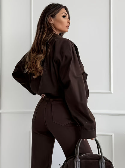 High-waisted Coffee Brown Stretch Wide-leg Jeans with a Button-fastening Design, Suitable for All Seasons. The Slim-fit and Comfortable Cut Makes Them Ideal for Both Home Wear and Travel. TZ001