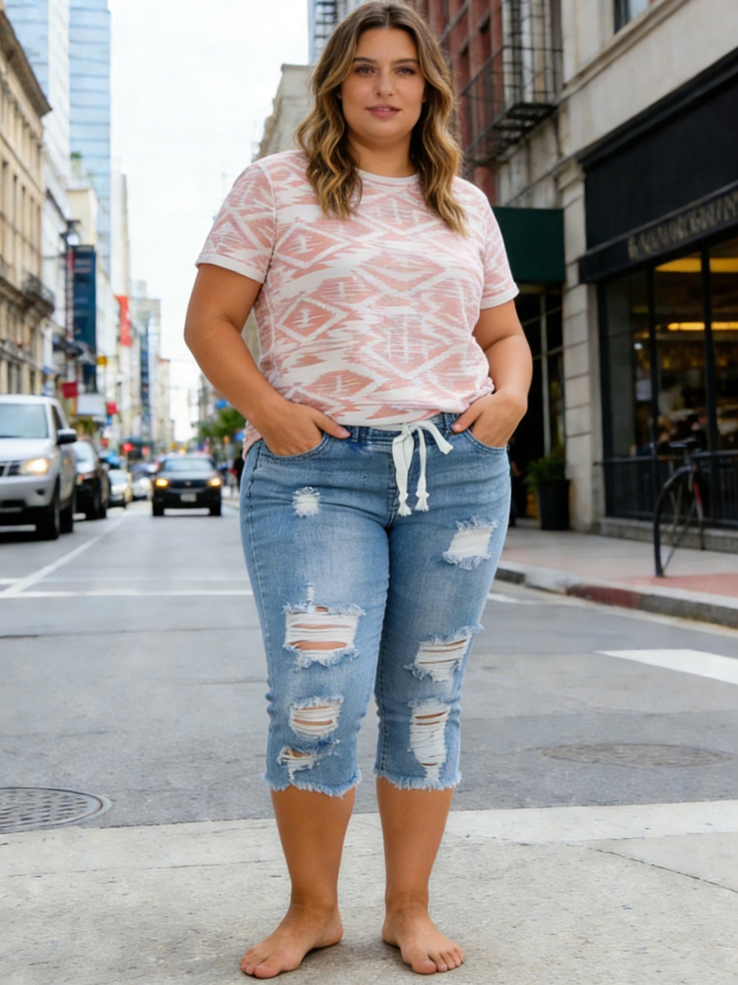 Plus-size Women's Denim Shorts, Drawstring Jeans, Ripped Details, Suitable for Various Tops, Loose Fit, Plus-size Women's Clothing, Ideal for Vacation, Pants
