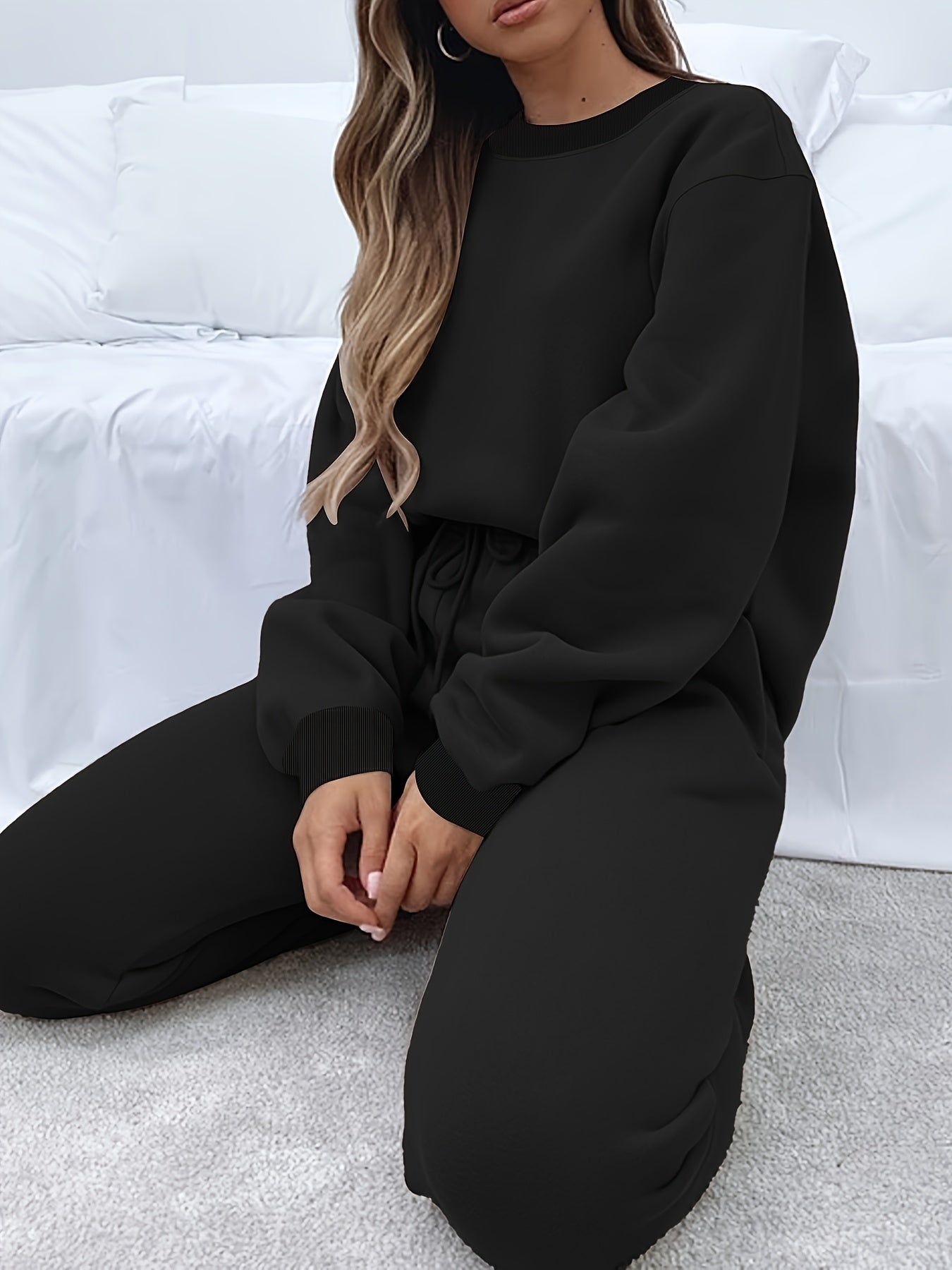 [Casual 2pcs Suit] Women's Casual Fashionable & Versatile 2pcs Suit | Autumn & Winter Solid Color Loose Pullover Sweatshirt + Elastic Waist Drawstring Pants