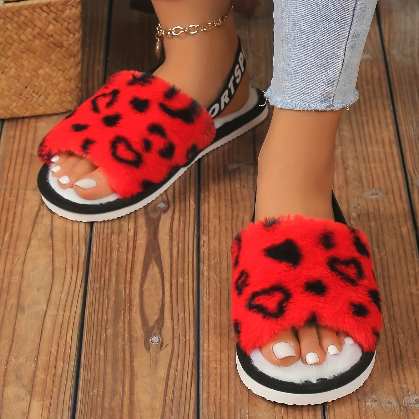 Comfortable Women'S Plush Slippers with a Cozy Leopard Pattern - Warm And Breathable Indoor Footwear Featuring an EVA Sole And Pink Accents - Ideal for Home Or Dorm Use, Providing All-Season Comfort., Women Shoes