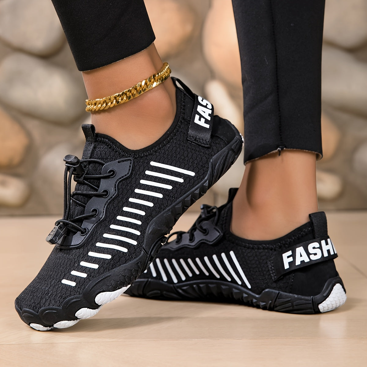 Unisex River Shoes for Outdoor Water Sports, Quick-Dry Non-Slip Wading Shoes for Beach Snorkeling, Swimming, Gym Training, Yoga, Cross Training, Multi-Functional Flat Shoes, Large Size Hiking Flat Five-Toe Shoes, Jungle Off-Road Running Shoes