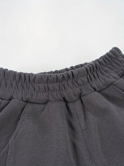 Wwowoniao Boys' Relaxed Fit Jogger Pants Made from a Featuring an Alphabet Design, Slightly Stretchy Knit Material, Equipped with Pockets, Suitable for Spring And Fall, Composed of 58% And 42% Polyester, Ideal for Outdoor Activities
