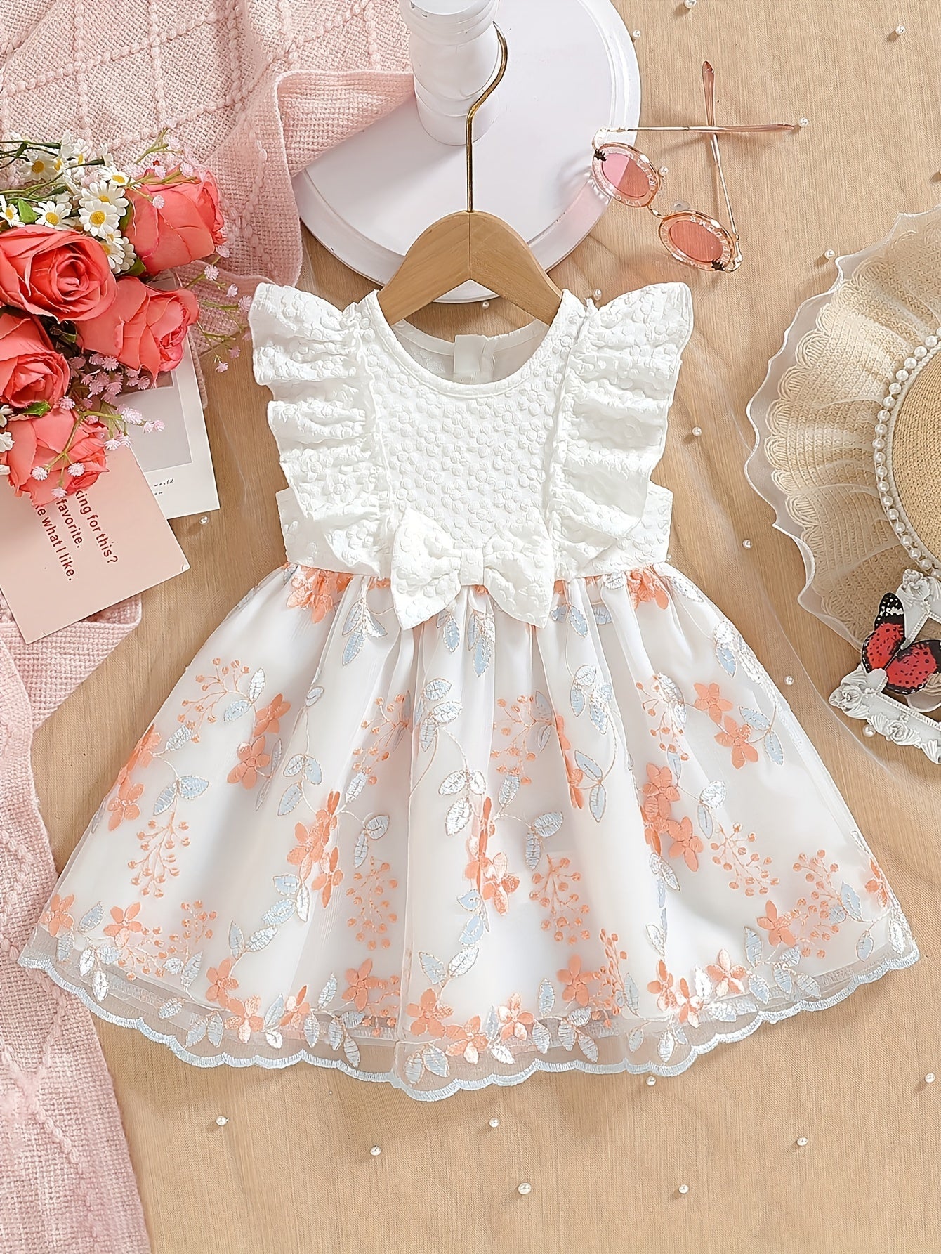 Dress for Baby Girls, Children'S Attire, Summer Princess-Style Dress with a Round Neck And Sunflower Leaf Edges, Featuring a Cute Bow Made of Net Fabric, Perfect for Parties And Valentine'S Day Presents