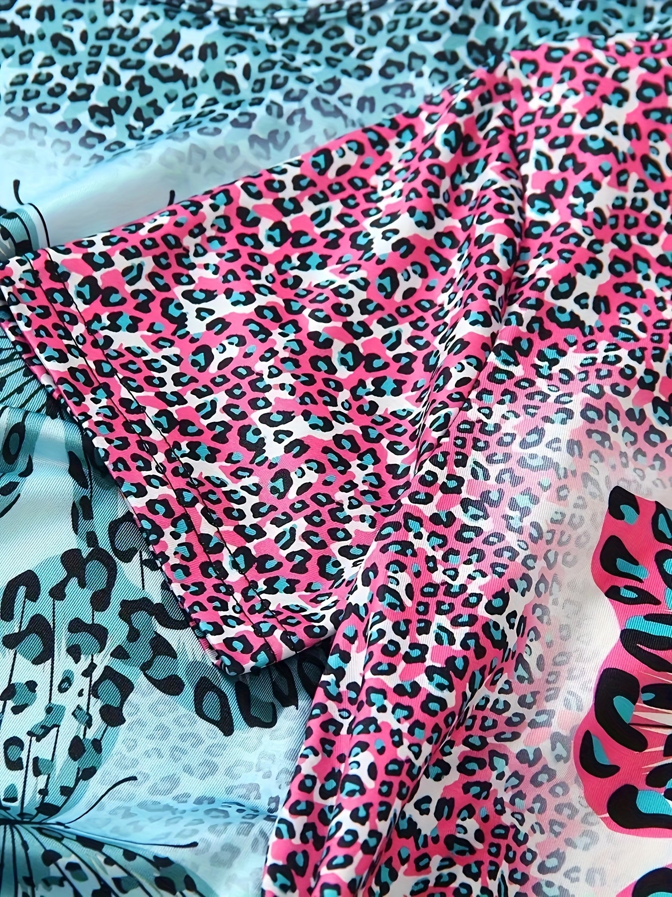 Set of 4 Girls' Outfits for Spring And Summer Featuring Butterfly And Leopard Print Short-Sleeve Tops Paired with Slim-Fit Shorts. Made from a Machine-Washable, These Clothes Are Perfect for Everyday Wear And Activities, for Outdoor