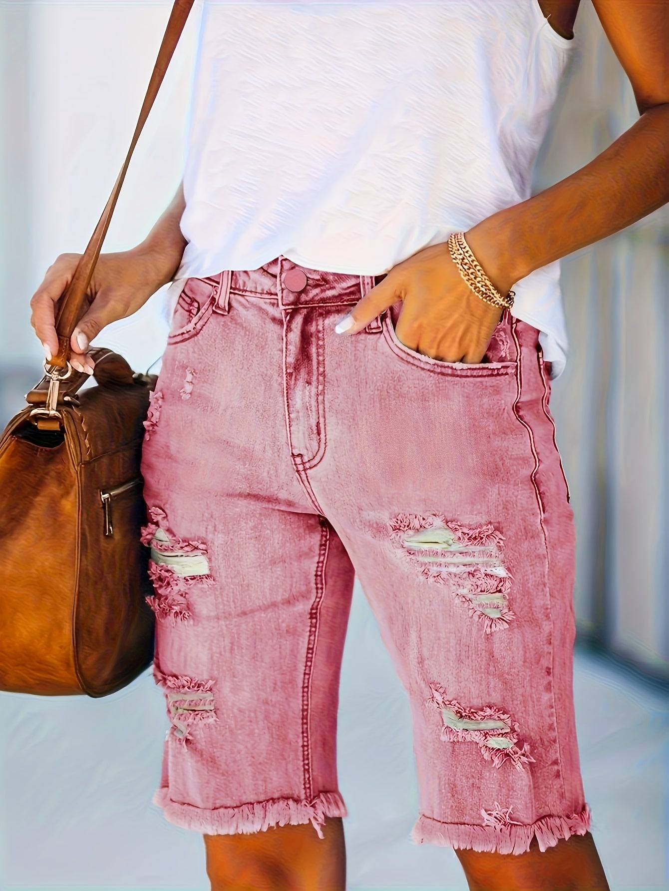High-Waisted, Casual Summer Jean Shorts for Women with a Stretchy Fit And Ripped Design, Featuring Five Pockets And a Comfortable Feel, Available in Pink for a Y2K Style