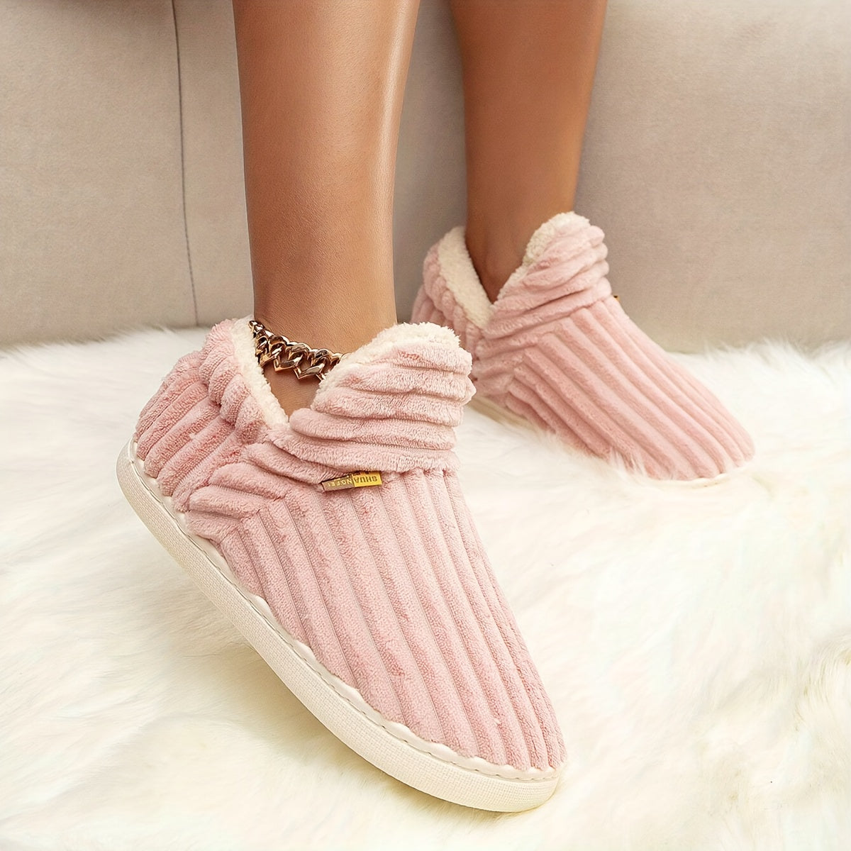 Women's winter non-slip slippers, plush warm and comfortable slippers for indoor and outdoor