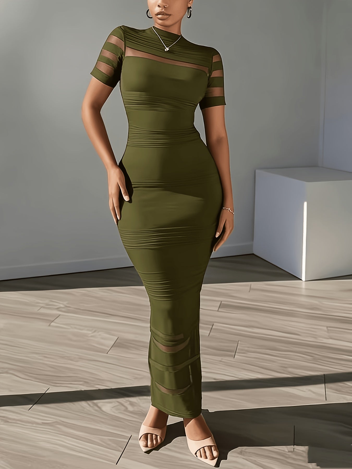 Women's Fashionable and Elegant Style Sheer Mesh Patchwork Slim-Fit Bodycon Long Dress - Short Sleeve High Neck Formal Evening Gown, Sexy Party Dress, Suitable for Nightclub Gatherings, for Spring, Summer, and Autumn