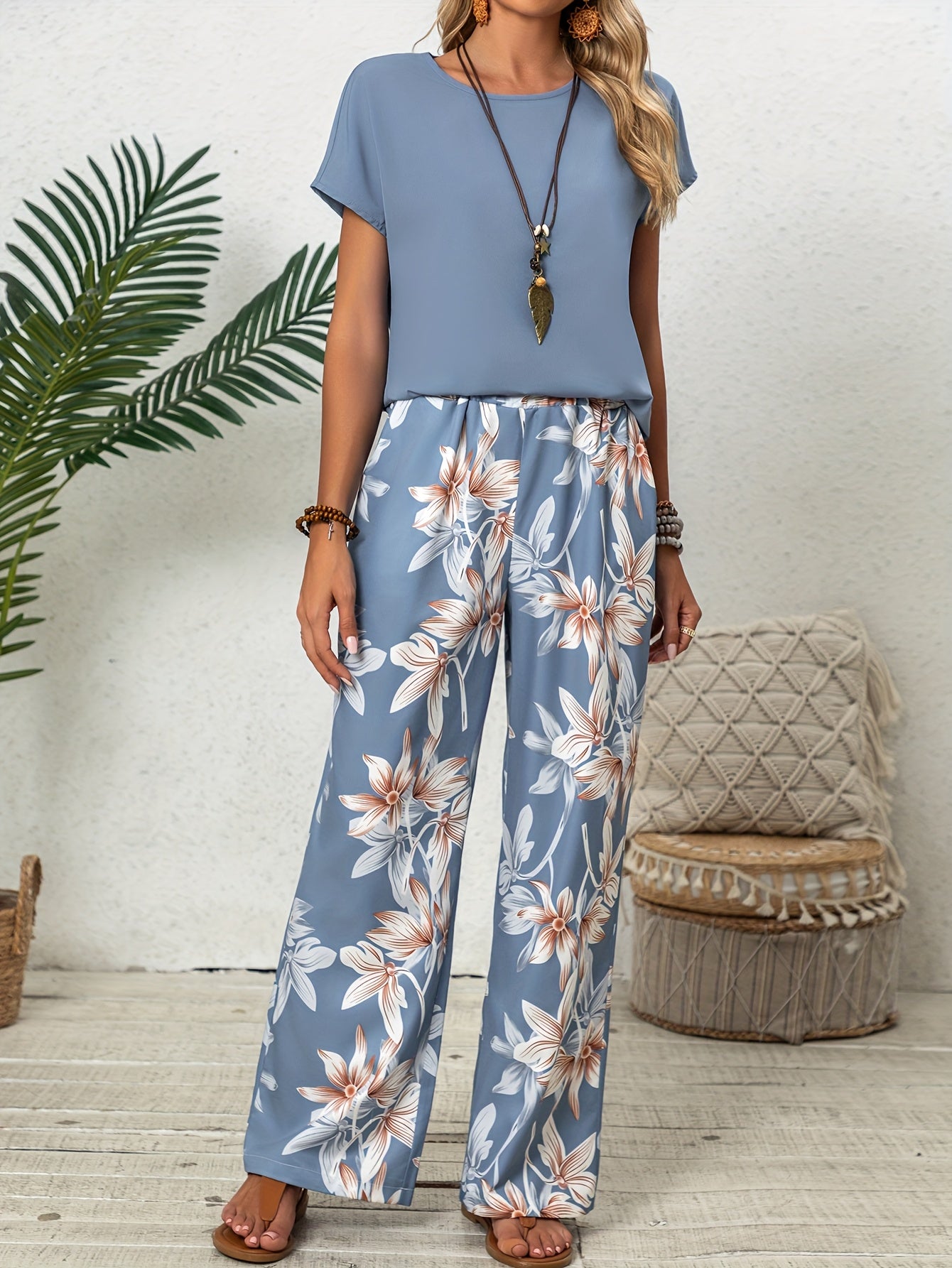 Women Solid Color Round Neck Short Sleeve Top And Flower Print Wide Leg Pants Set for Summer Two Piece Outfits