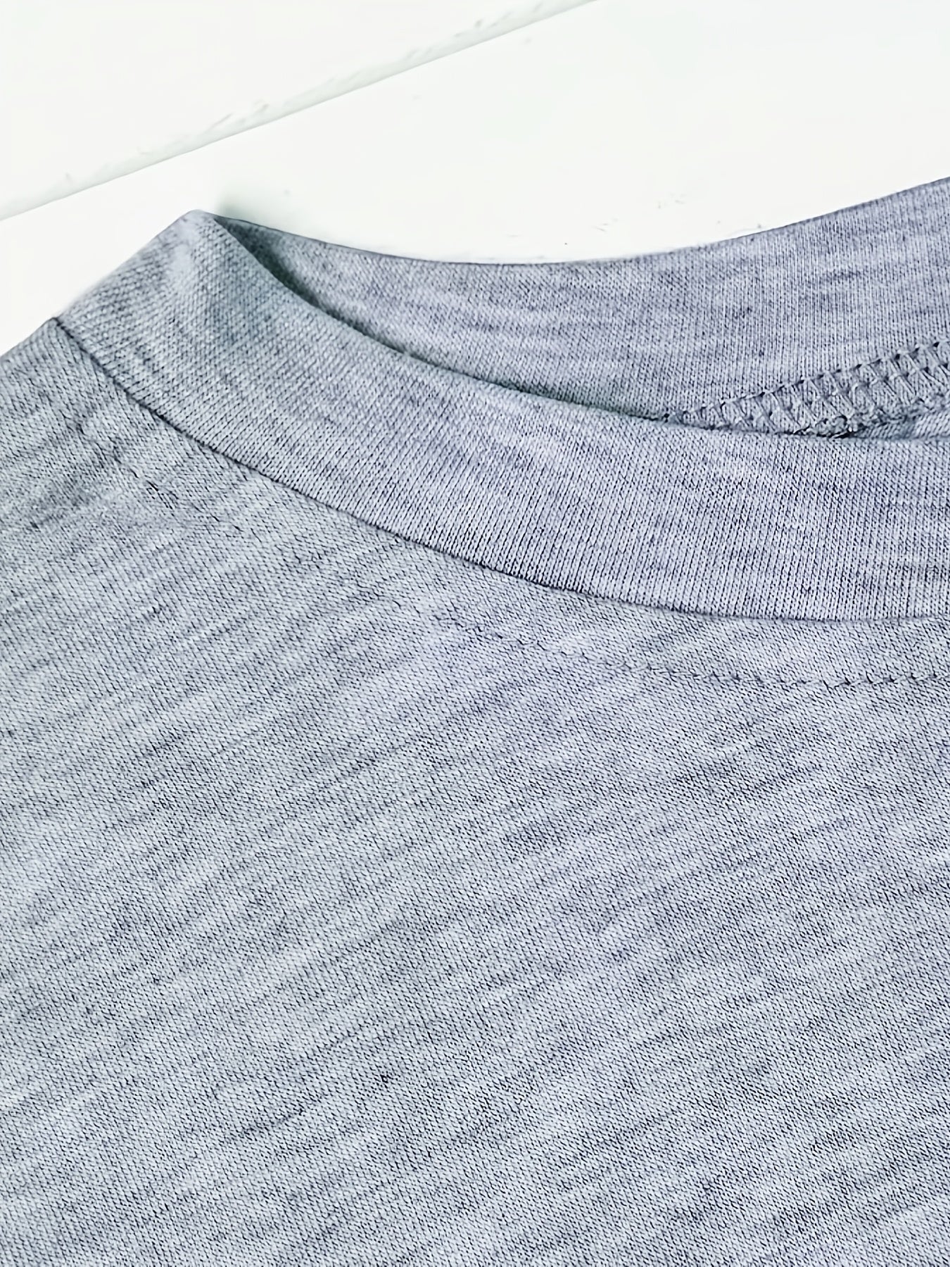 Women'S Casual T-Shirt, Printed with "Patience is Worn Out" Letter Pattern, Short Sleeve Round Neck Design, Suitable for All Seasons, Fabric, Fiber, - Fashionable and Comfortable Clothing