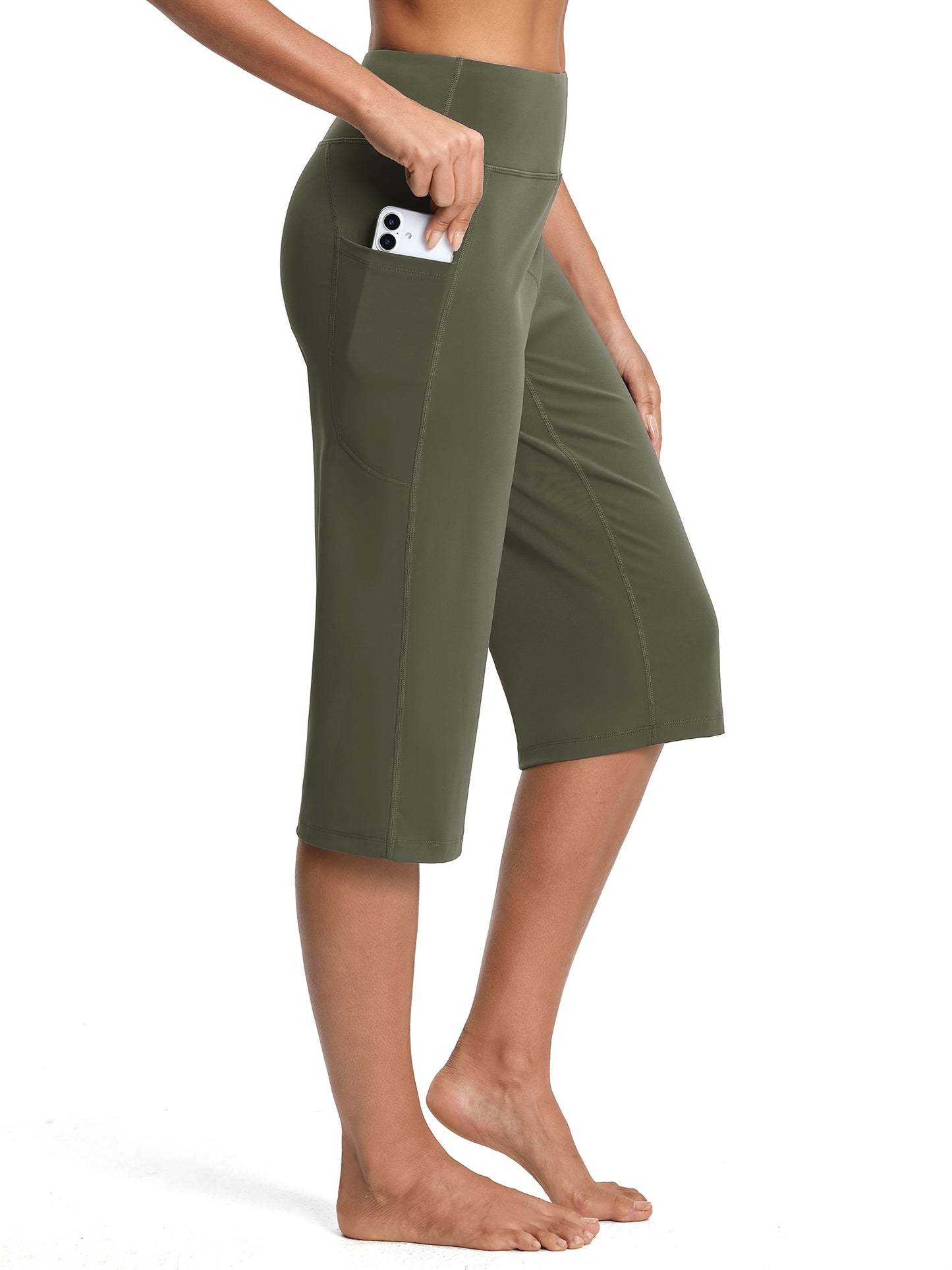 18-Inch Capri Trousers for Women Featuring a High Waist, Pockets, Tummy Control, And a Loose Straight Leg Design Suitable for Workouts And