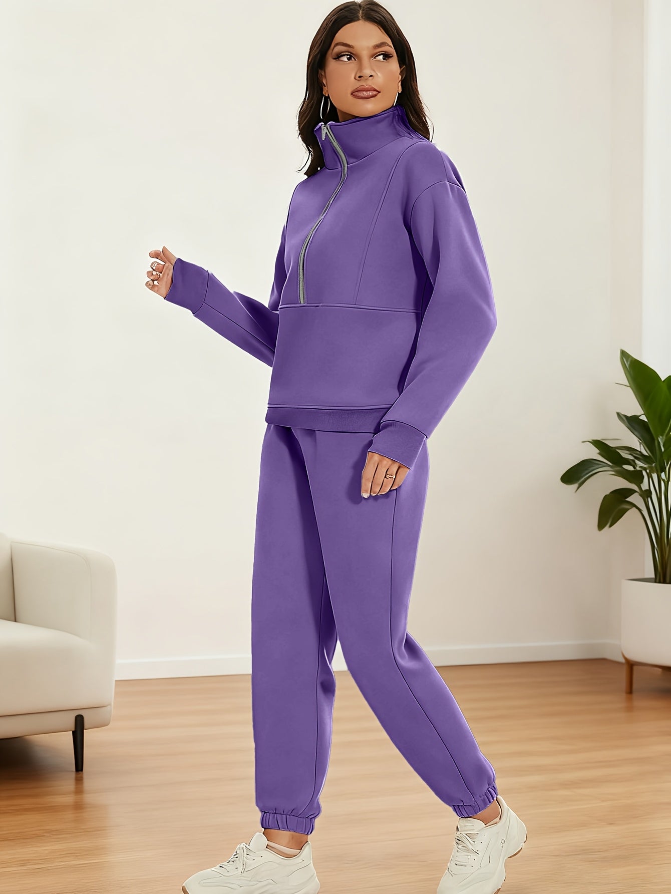 A Set of Autumn And Winter European And American Women'S Two-Piece Suits, Sweatshirts, Trousers, Fleece Sports, Street Fashion And Casual Suits
