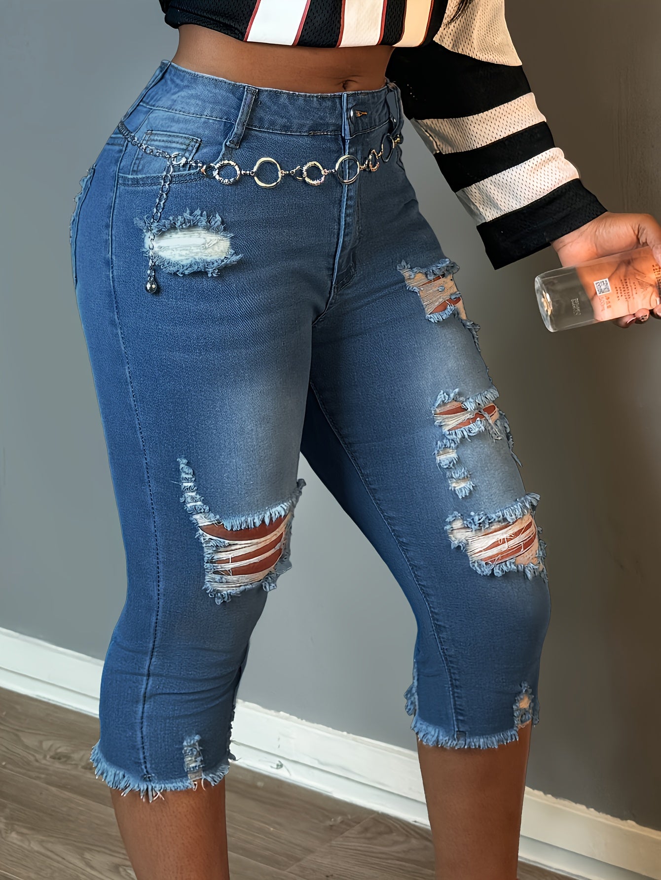 Women Fashion Casual Ripped Capri Jeans Slim Fit Stretchy Denim Pants Classic Raw Hem Denim Three Quarter Pants